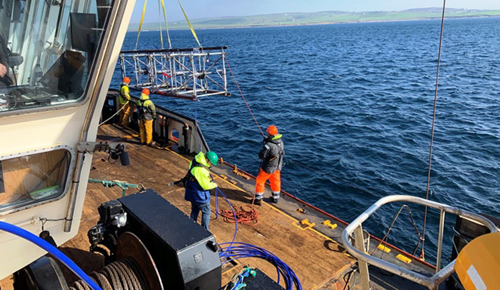 Hydro Bond Engineering tests prototype with LAkHsMI partners in Orkney